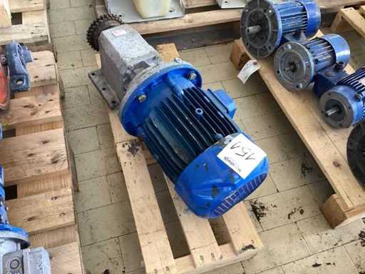 Electric motor
