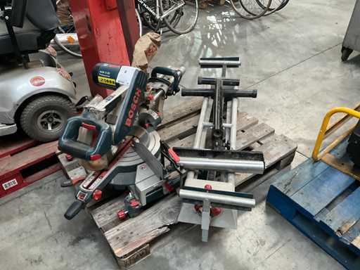 Ferăstrăul circular Bosch GCM12SD Crosscut 2014