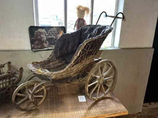 Doll's pram