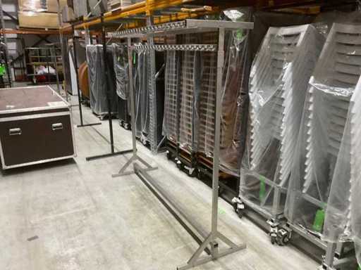 Garderobe 100 haaks (2x)