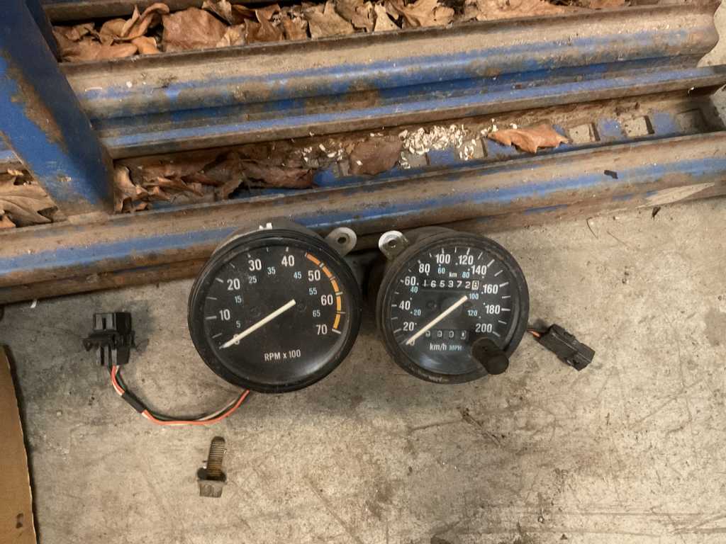 Odometer and tachometer