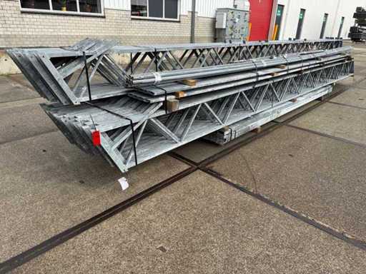 Steel construction 12.80 x 36.00 meters (460m2)