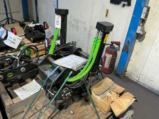 STEELWRIST AB - X12 - 2023 - TILTROTATOR SANDWICH - 2-HOSE SYSTEM - S45/S45 - B95W/B110W