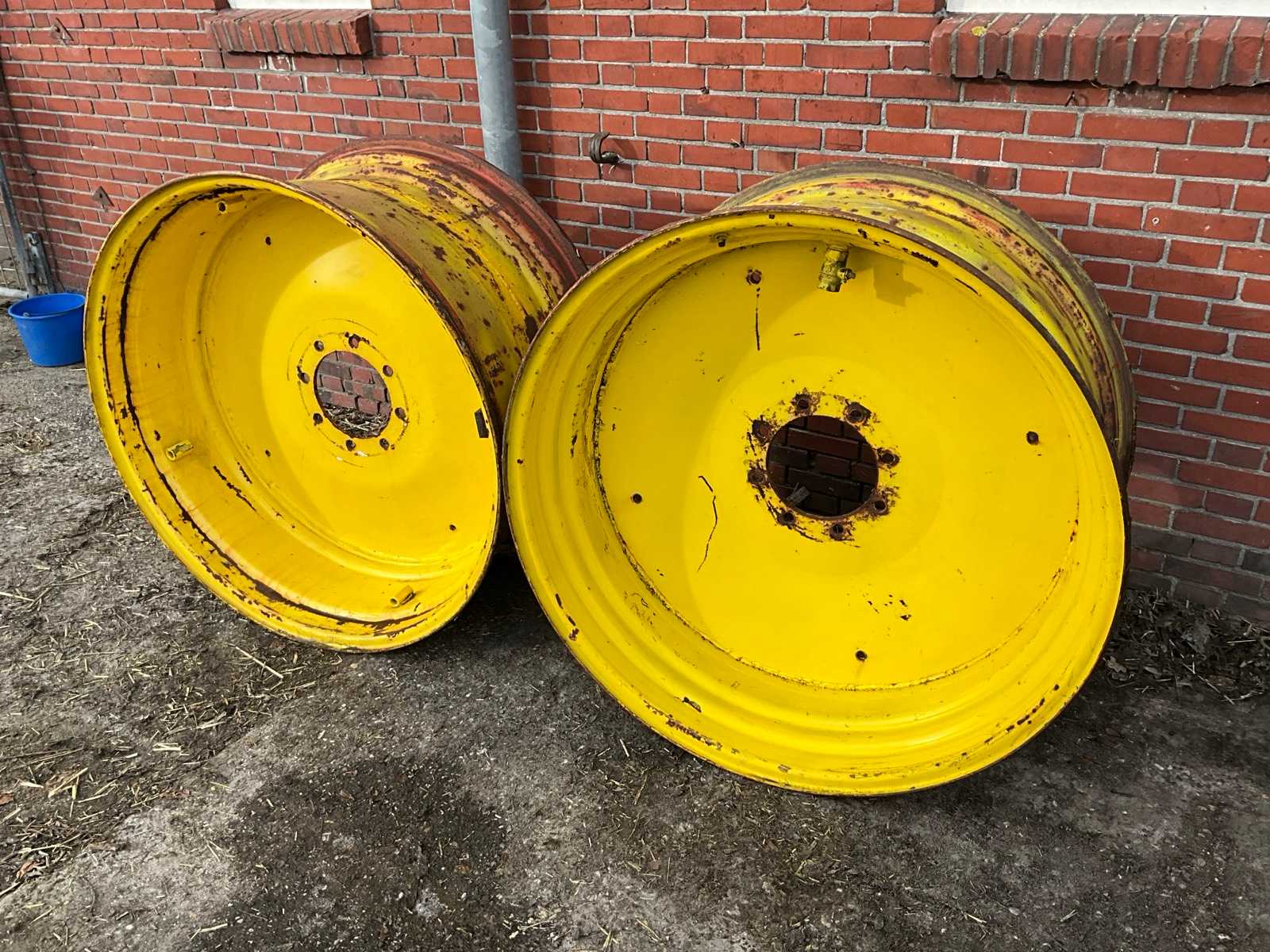 Set of rims (21×42″) (2x)