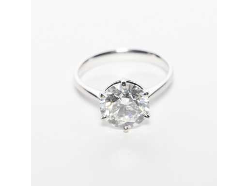 Anello in oro bianco 18 carati con 4,19 ct. diamante