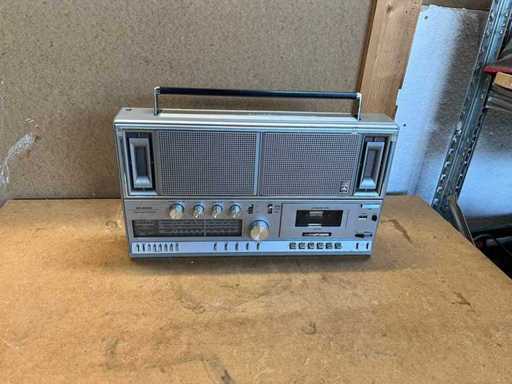 GRUNDIG 4 Band Stereo Radio Cassette Player RR 2000,
