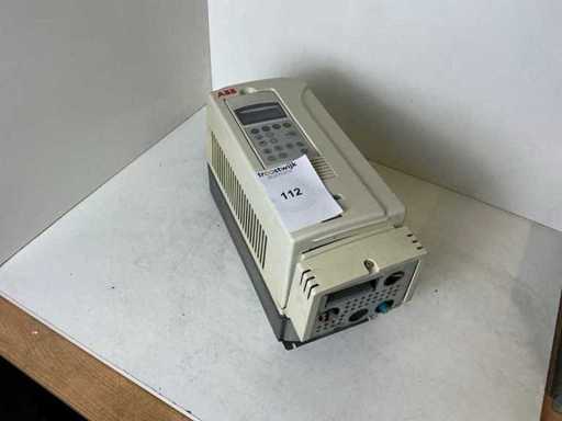 ABB ACS800-01-0004-3+E200 Frequenzwandler