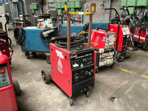 Poste à souder ARCWELD Wirematic 2703 PRO MIG