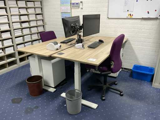 Ingerichte werkplek (180x80 cm)