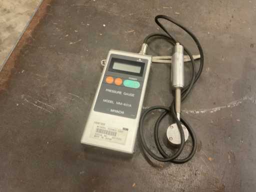 Maniomètre numérique Miyachi MM-601A