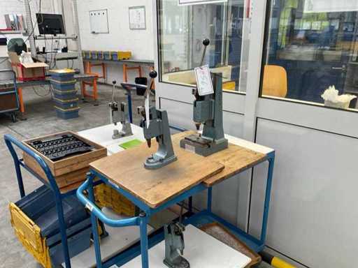 Kniehebelpresse (2x)