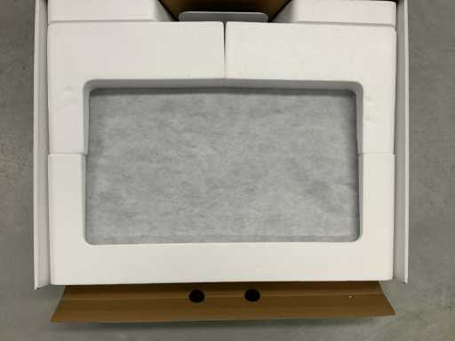 Apple A2115 27-calowy iMac 5K MXWV2N/A Desktop FMI