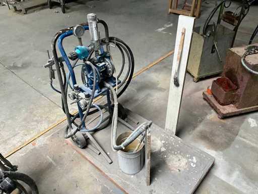 Chariot pistolet peinture