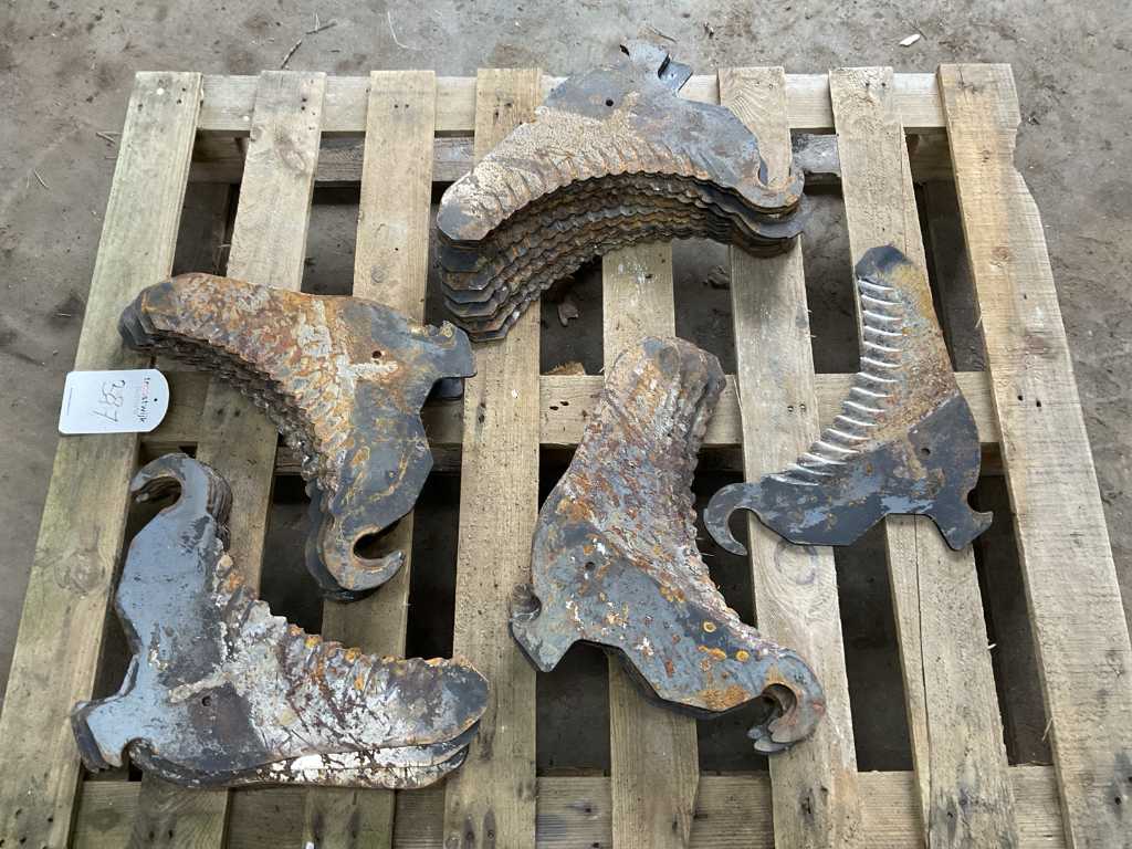 Set of blades for Krone ZX430 GD loader wagon
