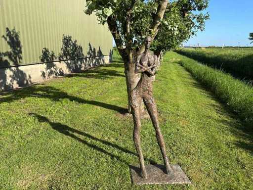 Abstrakte Skulptur von 120 cm Höhe