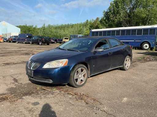 Carrozza passeggeri Pontiac G6 2008