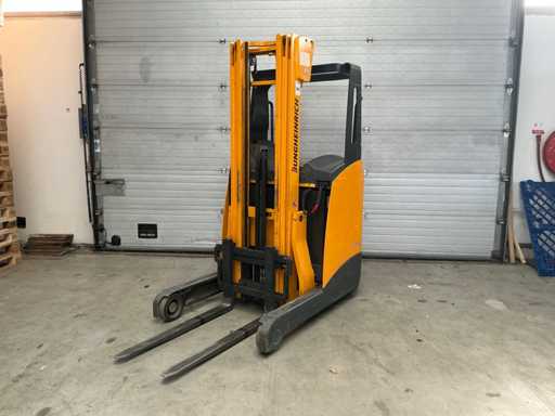 Jungheinrich ETV112 Reach truck