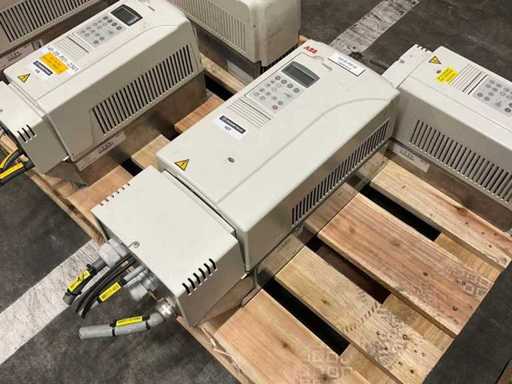 ABB ACS800 Frequency converter