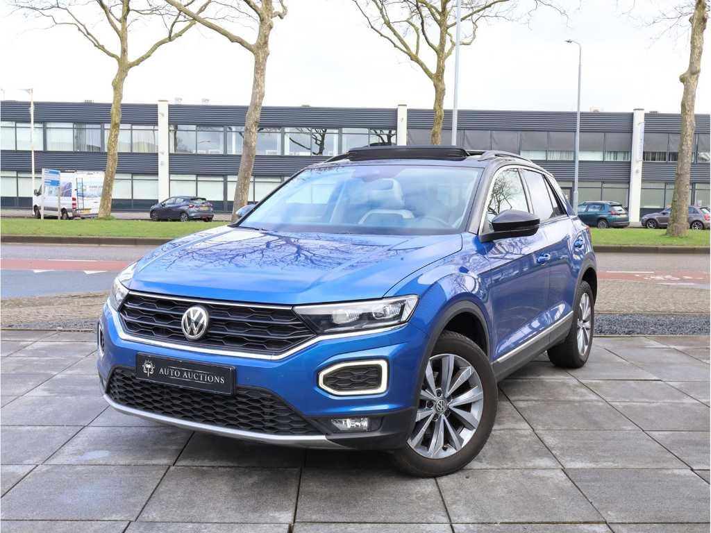 Volkswagen T-Roc 1.5 TSI Automatic 2020 Panoramic Roof Full Leather Keyless Go & Entry Camera Adaptive Electric Tailgate