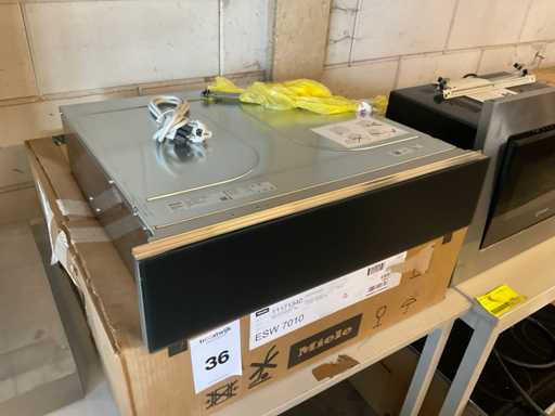 Miele ESW 7010 Cassetto riscaldante incorporato