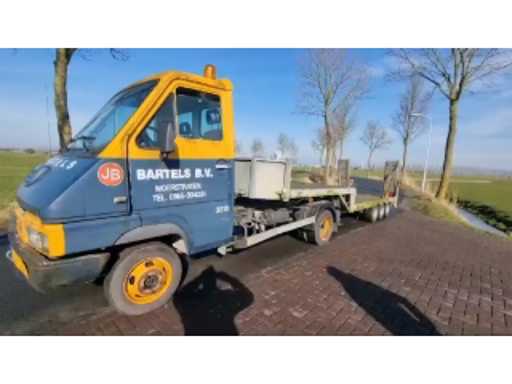 bd102e02-d4af-41f9-bde1-bbf1aa29e93b.mp4