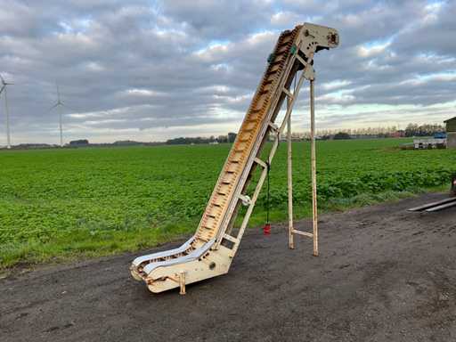 Convoyeur élévateur à col de cygne