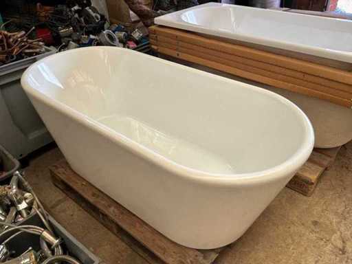 Plastic Freestanding bath