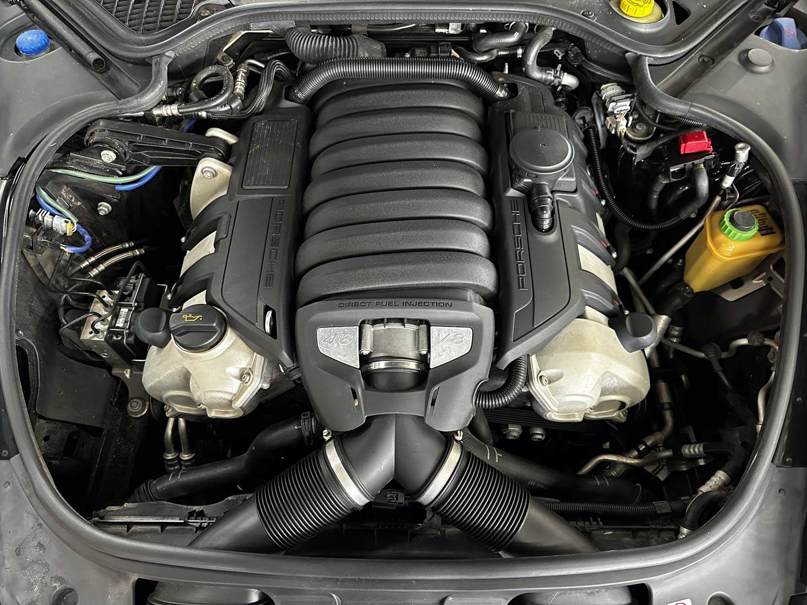 Porsche Panamera S 4.8 V8 405pk 2012