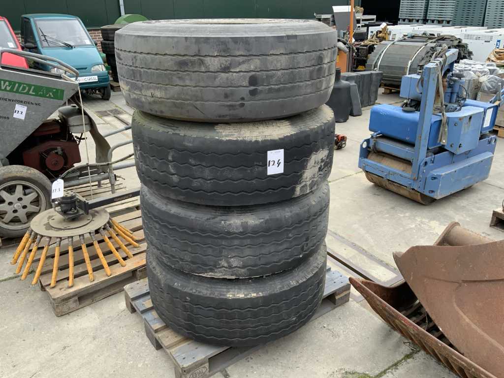 Truck tire with rim (4x)