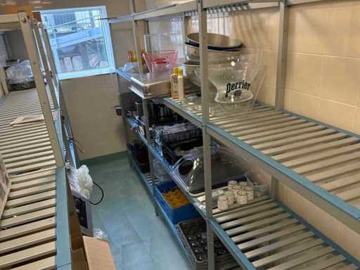 Set van diverse cateringapparatuur