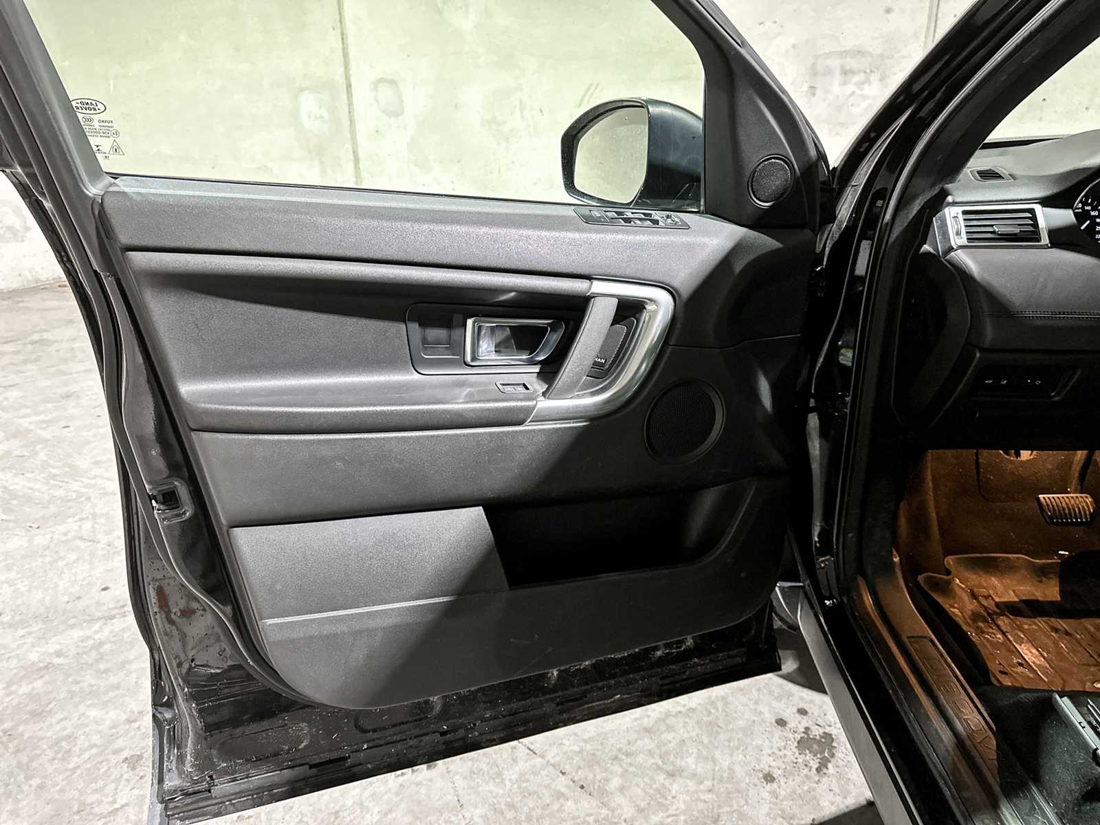 Land Rover Discovery Sport 2.0 TD4 US SE 150pk 2018 (Origineel-NL), V-267-ND