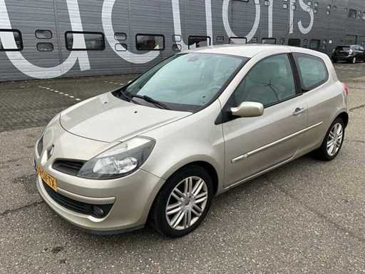 2006 Renault Clio 1.6 Personenwagen 09-SV-TX