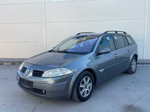 RENAULT MEGANE Personenwagen