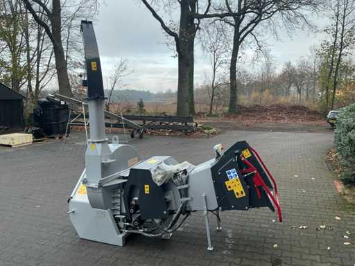 Déchiqueteur monté Skorpion FX102RS 2024