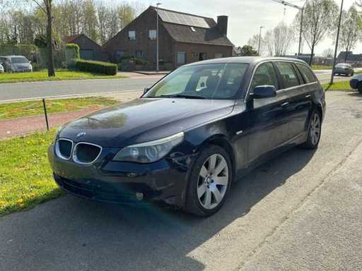 Mașina de pasageri BMW 530D 2005