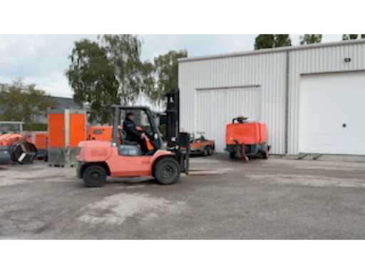 9297ed56-a556-498f-8794-8b954ea6dd4b.mp4