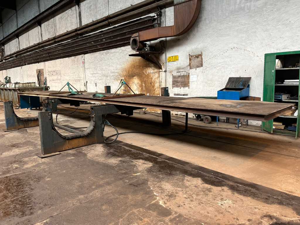 Metalworking table