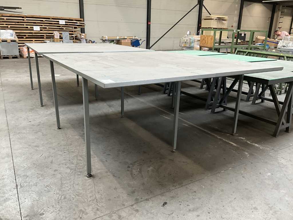 Work table (2x)