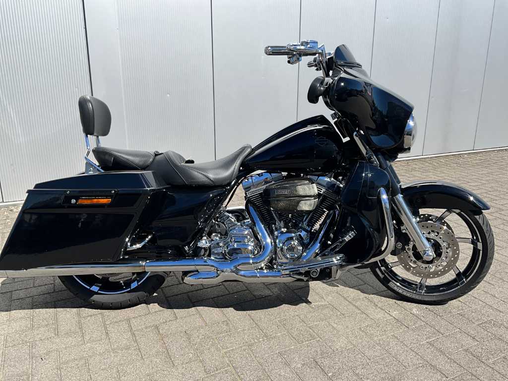 Harley-Davidson Streetglide CVO, 2011