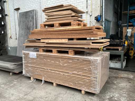 Lot de pl?ci de pardoseal? de depozit