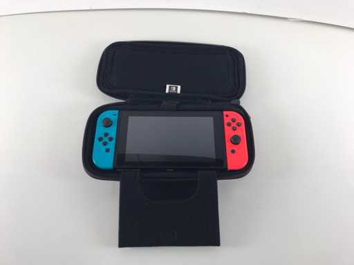 Nintendo (HAC-001(-01)) Switch with Blue/Red Joycon Game Console