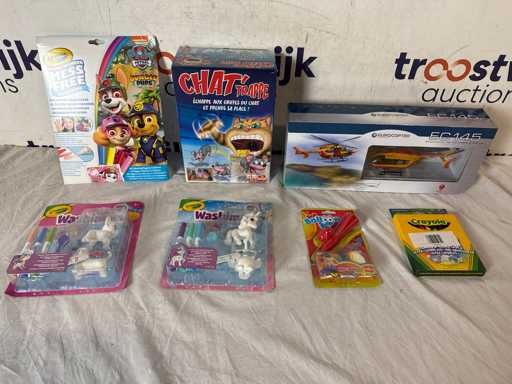 Lot de jucării de marfă returnate