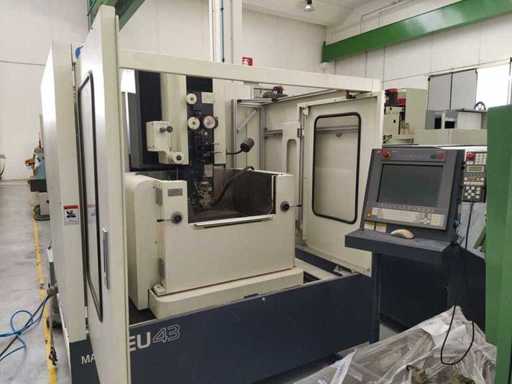 MAKINO - EU43 - Wire EDM - 2005
