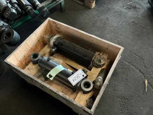 Hydraulic cyilinders 2pcs