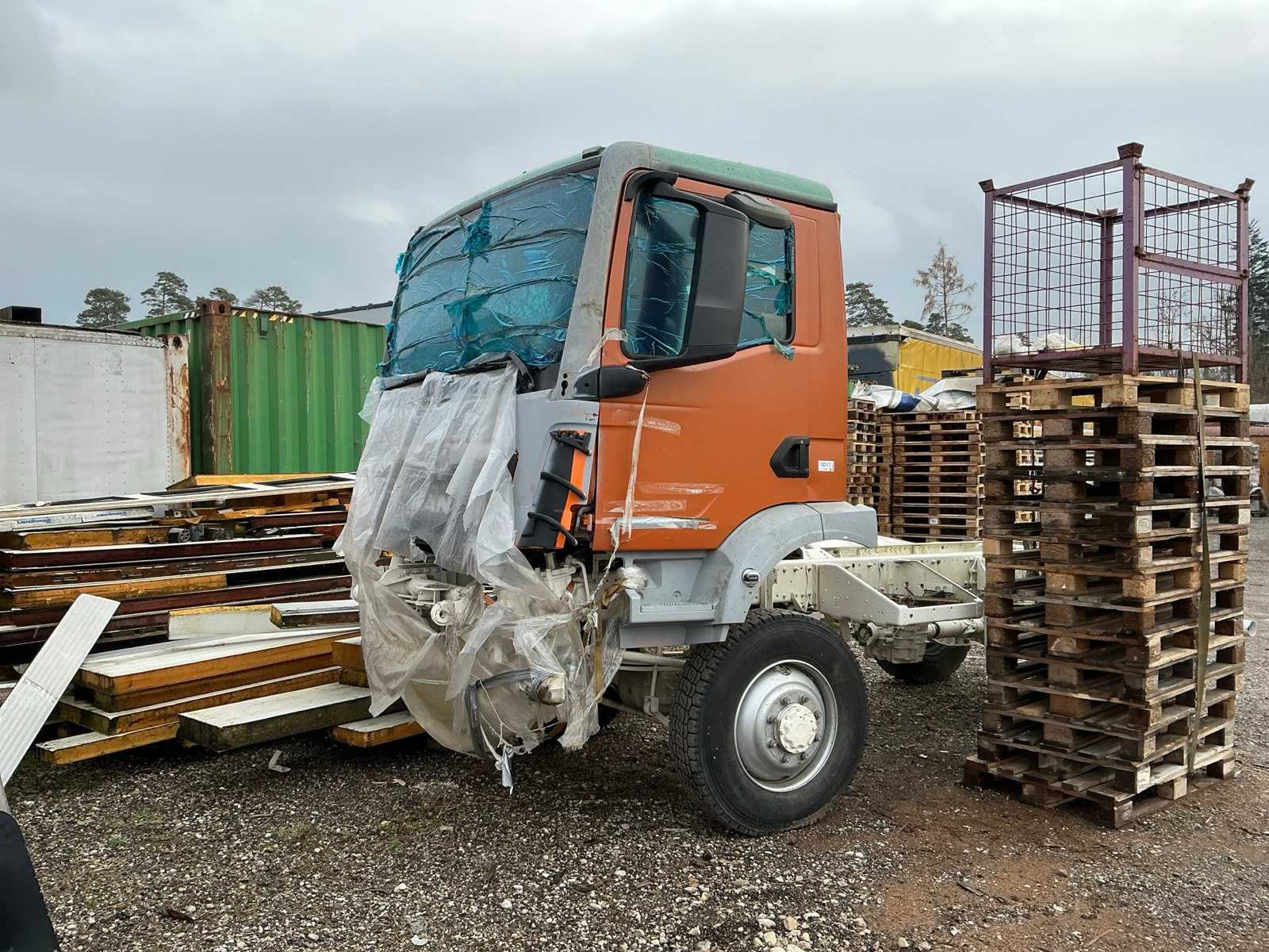 MAN Truck Spare Parts Dispenser
