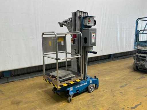 2012 Genie AWP-25S Personenlift