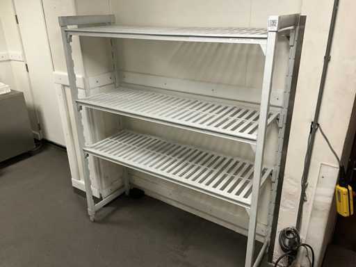 Cambro - Rega?y plastikowe