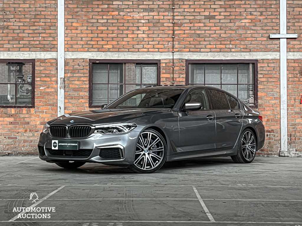 BMW M550i M-Sport xDrive 4.4 V8 High Executive 462pk 2017 5-serie (ORIGINEEL-NL), PD-514-S
