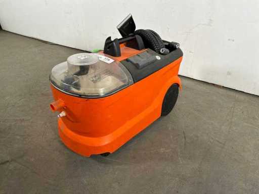 2018 Kärcher Puzzi 10/1 Carpet Cleaner