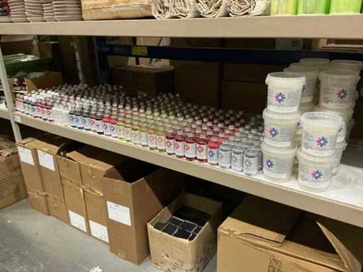 Lot de divers paillettes/perles d’eau & couleur de vase Centimo (290x)